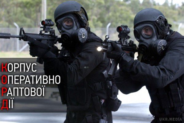 Поліція викрила банду, яка вчиняла розбійні напади та крадіжки на всій території України.  Викрито одне з найнебезпечніших в Україні угруповань