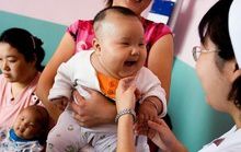  30-рiчна жінка народила дитину, а через шiсть днiв - ще двох. Ця унiкальна подiя сталася в китайськiй провiнцiї Хебей. 