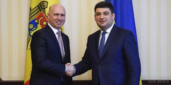 Україна і Молдова розпочали роботу в рамках Дорожньої карти. Україна і Молдова активно реалізують Дорожню карту співпраці.