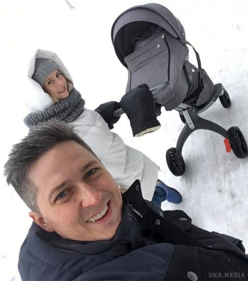  Фото сина  вперше показав Олександр Педан. Український телеведучий Саша Педан, у якого в кінці 2016 народився син, вперше оприлюднив сімейний знімок.