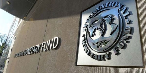 У МВФ знову відклали розгляд траншу для України. До порядку денного роботи Ради директорів МВФ не було внесено питання України.