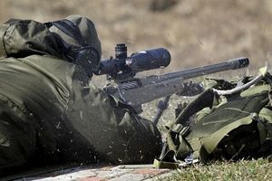  Під Луганським боєць ЗСУ загинув від кулі снайпера. Ситуація на Донбасі залишається напруженою.