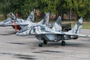 Україна має намір створити власний багатоцільовий винищувач. Озброєння країни: заводи є, але немає конструкторської школи створення бойової авіації.