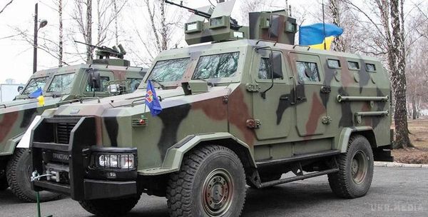 ЗСУ взяли на озброєння новий броньовик (відео). ЗСУ взяли на озброєння бронеавтомобіль "Козак-2".