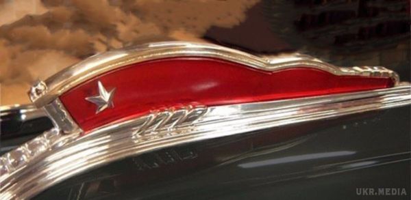 У Німеччині продають лімузин, на якому "їздив Йосип Сталін" (фото). У Німеччині продають авто ЗІО-115 за 8,5 млн євро. 