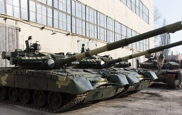Укроборонпром показав оновлені танки для ЗСУ. Танки Т-64 і Т-80 модифікували в Харкові.