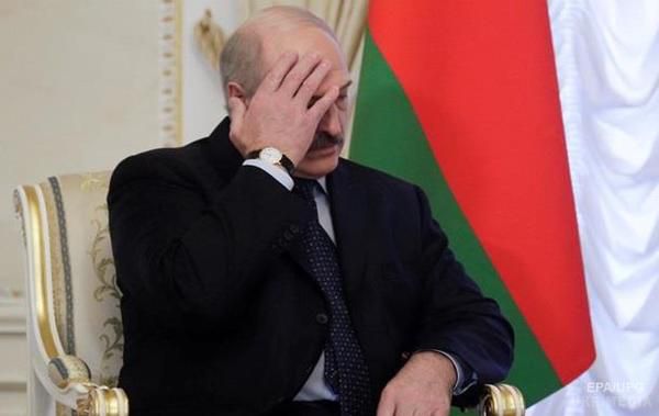 Лукашенко злякався ракетних ударів США по авіабазі Асада. Це ж агресивна політика!