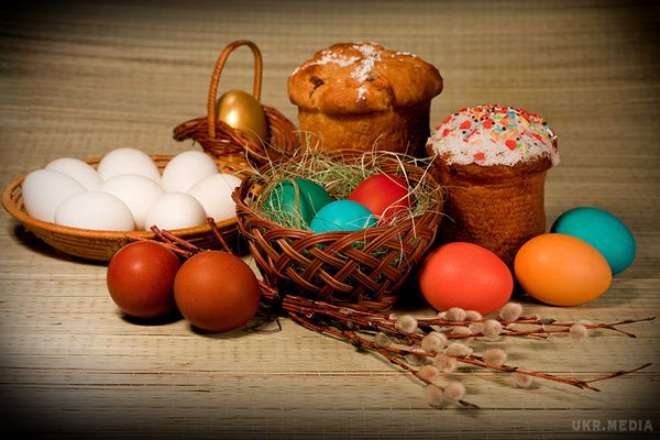 Великдень 2017: коли пекти паски і фарбувати яйця. Великдень, День Святого Христового Воскресіння, - один з найголовніших свят для православних християн. 