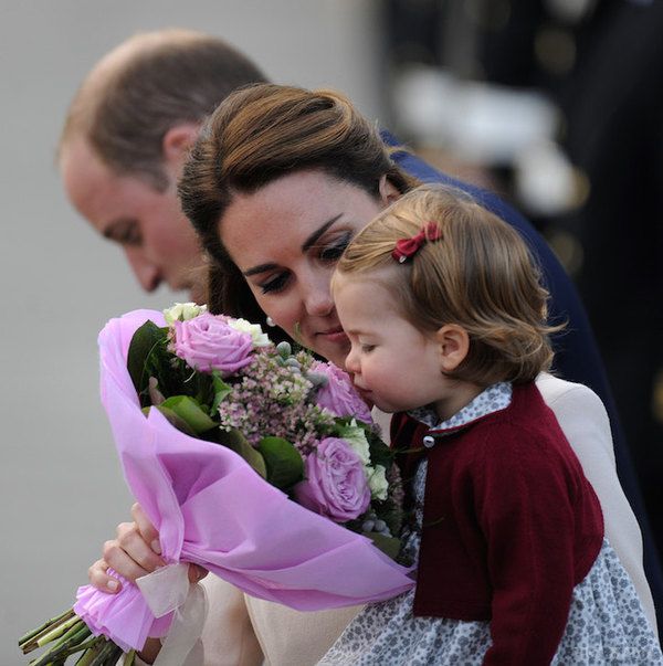 Британські ЗМІ переконані, що шлюб Кейт Міддлтон і принца Вільяма на межі краху. У відносинах 35-річної герцогині Кембриджської Кетрін (Kate Middleton) і 34-річного принца Вільяма (Prince William) намітився розлад.
