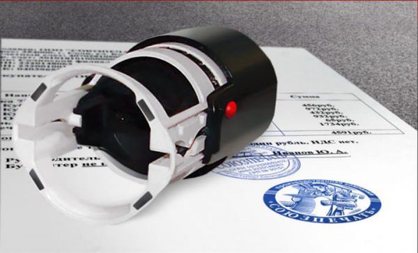 Порошенко підписав закон про скасування печаток. За вимагання проставлення печатки на документі передбачено штраф 850-1 700 грн.