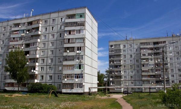 Ось чому за часів СРСР будували так багато 9-поверхових будинків!.  Адже можна було побудувати, наприклад, 10 для круглого числа!... 