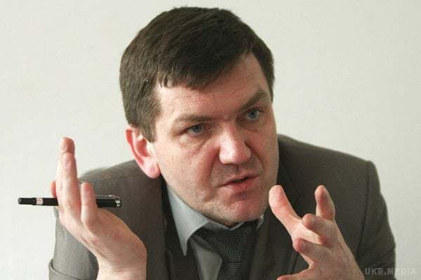 Горбатюк розповів, чому екс-беркутівці могли втекти в Росію. Сергій Горбатюк заявив, що екс-беркутівці могли втекти з України, оскільки суд не знайшов для них часу.