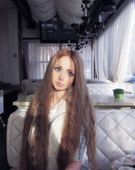 Валерія Лук'янова, відома як лялька Барбі, показала себе без макіяжу (фото). Про Валерію Лук'янову знає майже весь світ. 