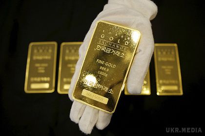 Золото подорожчало до п'ятимісячного максимуму. Світові ціни на золото досягли максимальної позначки з початку листопада 2016 року із-за посилення політичної напруженості навколо Північної Кореї. 