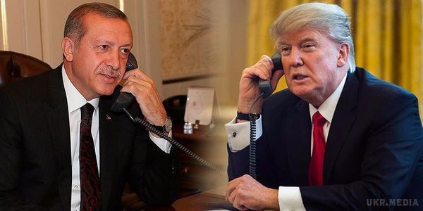 Трамп привітав Ердогана з результатами референдуму. Ердоган отримав привітання по телефону.