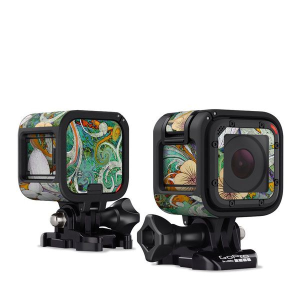 Компанія GoPro анонсувала нову камеру Fusion (відео). Відомо, що камера знімає 360 градусів з величезним дозволом 5К при 30 кадрах в секунду.