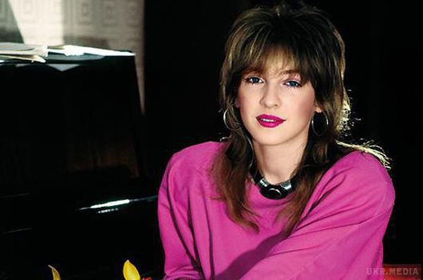 Доля зірки 80-90-х співачки Каті Семенової. Доля зірки 80-90-х співачки Каті Семенової нагадує гойдалку.
