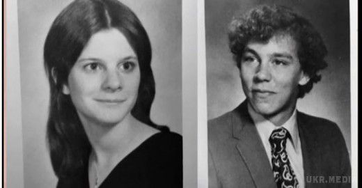 У 1977 році вони пішли на побачення, але він більше не подзвонив. У 2010 році вона дізналася правду. Подивіться на них сьогодні. Рік Хейворд і Карен Лінч познайомилися в середній школі, коли їм було по 17 років.