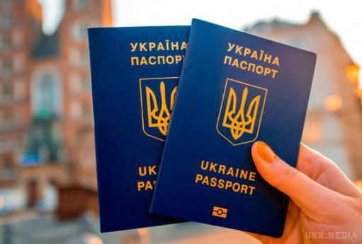 Двері Європи для України відкриті. Порошенко прокоментував історичне рішення послів ЄС з безвизу.