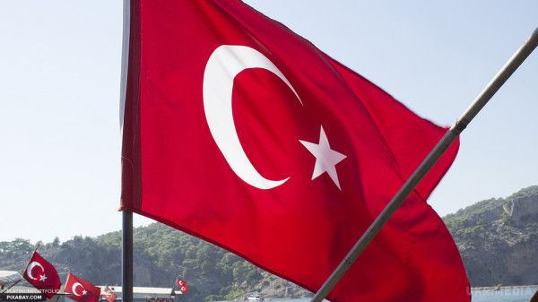 У Туреччині заборонили телешоу знайомств. Влада Туреччини прийняли законопроект, в якому йдеться про заборону теле-і радіотрансляції всіх програм, які пов'язані з пошуком друзів і подружжя. 