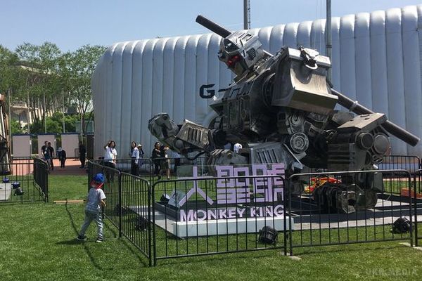 Китай побудував гігантську робообезьяну. Китайська компанія Greatmetal побудувала прототип пілотованого бойового робота Monkey King і представила його на фестивалі G-Festival в Пекіні.
