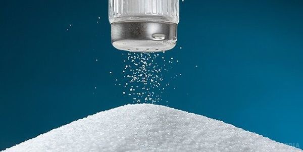 Медики розповіли про вплив солі на організм людини. Тема кухонної солі в раціоні людини надмірно "обросла" домислами і безпідставними думками.