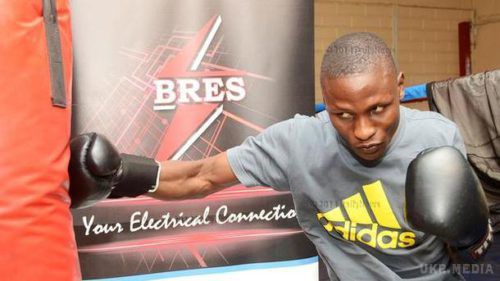 36-річний африканський боксер помер після нокауту. У п'ятницю, 28 квітня, Нкабіті в південноафриканському місті Бракпан проводив поєдинок з місцевим боксером Віллісом Балою (4-7-2).