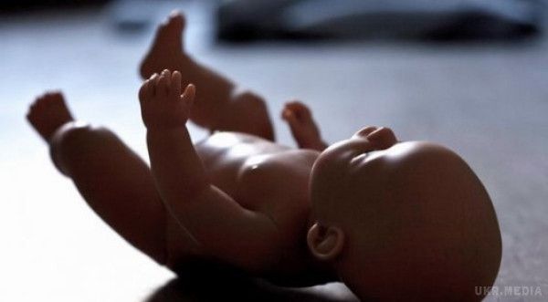 В Росії Іркутській області 19-річна мати отруїла немовля грудним молоком. В Іркутській області знайдено тіло грудного місячної дитини. 