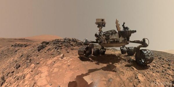 Марсохід зафіксував живу людиноподібну фігуру на Марсі(відео). Мисливець за НЛО розгледів на знімку з Марса гуманоїда, який медитує. 