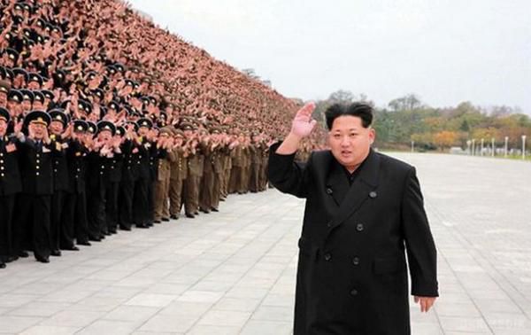 КНДР звинуватила США в намірі усунути Кім Чен Ина біохімічною зброєю. Диверсійна група нібито проникла на територію КНДР, щоб ліквідувати Кім Чен Ина, стверджують в МДБ Північної Кореї.