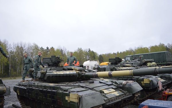 В мережі з'явилося відео з танками ВСУ для біатлону НАТО(відео). Українці будуть боротися з танкістами з п'яти країн союзу – Австрії, Німеччині, Польщі, Франції і США, а також з партнерами НАТО
