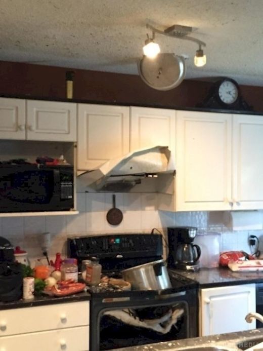Веселі та кмітливі: кухонні приколи (фото). Часом на кухні відбуваються справжні катастрофи локального масштабу, усувати наслідки яких зовсім непросто.
