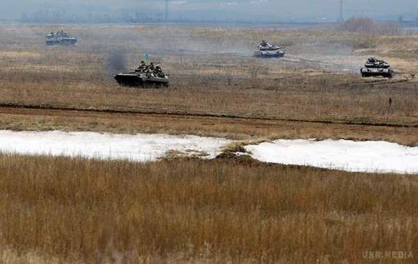 Бойовики атакували українських морпіхів у Широкіно. Один із снарядів влучив у спостережний пункт українських бійців.