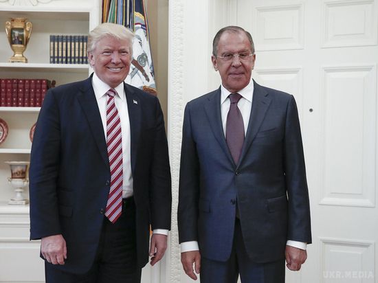 У Білому домі назвали МЗС РФ "шахраями, яким не можна довіряти". Лавров просто попіарився кадрами із зустрічі з Трампом.