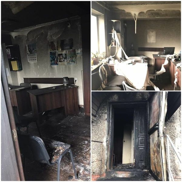 У Дніпропетровщині спалили ще один офіс "Оппоблока". У політсилі вважають, що це помста за акцію на 9 Травня.