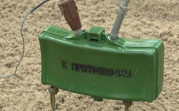 Бойовики "ДНР" знайшли свої ж міни на маршруті ОБСЄ. Усього виявили чотири саморобних бомби.