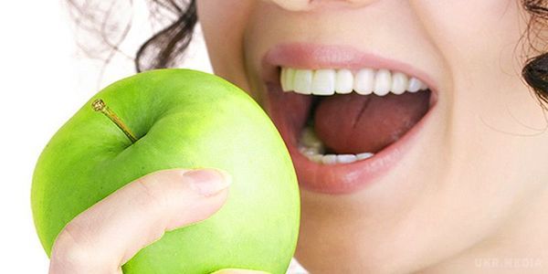 Медики назвали кращі вітаміни і мінерали для ваших зубів. Організму людини життєво необхідні різні вітаміни і мінерали. 