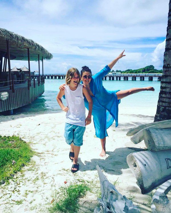 Ірина Дубцова позує без нижньої білизни на відпочинку. Дубцова полетіла відпочивати на свій улюблений курорт - Мальдівські острови.