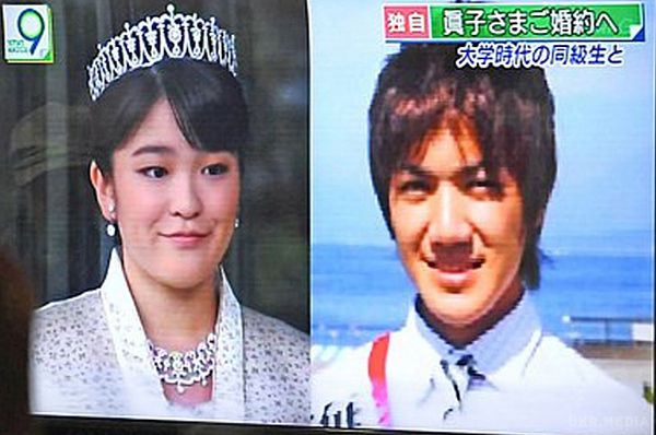 Японська принцеса Мако відречеться від титулу заради весілля з простолюдином. 25-річна внучка імператора Японії Акіхіто та імператриця Мітіко, принцеса Мако, виходить заміж, заради чого їй доведеться відмовитися від титулу. Обранцем принцеси став її колишній однокурсник Кей Комура, який походить з небагатої сім'ї.