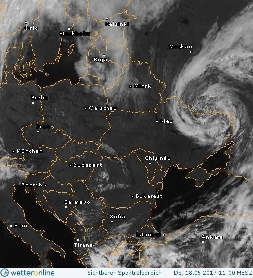 Новий циклон несе дощі для половини України, - синоптик. Синоптик прогнозує на завтра дощі в Лівобережній Україні і теплу сонячну погоду на решті території країни.