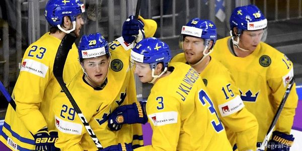 Хокей. Швеція - другий фіналіст чемпіонату світу - 2017. Збірна Швеції у видовищному поєдинку взяла верх над сусідами з Фінляндії і вийшла у фінал чемпіонату світу - 2017.