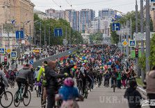 Велодень у Харкові зібрав понад 10 тисяч осіб (фото). 12-й Велодень пройшов  20 травня, у Харкові під гаслом «Рулишь ти!», повідомляє прес-служба міськради,