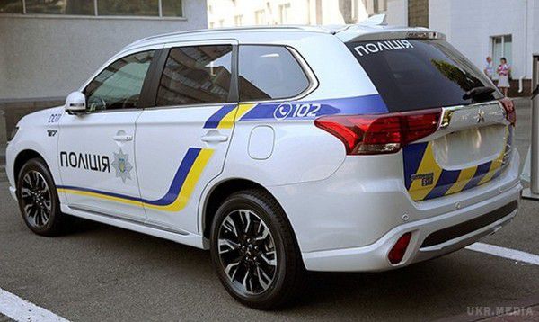 Автопарк Нацполіції поповнився 635 службовими автомобілями. Матеріально-технічну базу Національної поліції України поповнили 635 службових автомобілів японського виробництва.