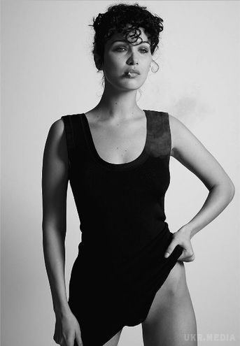 Без штанів і білизни: Белла Хадід знялась в провокаційній фотосесії. Моделям не звикати до фотосесій. Це частина їх роботи.