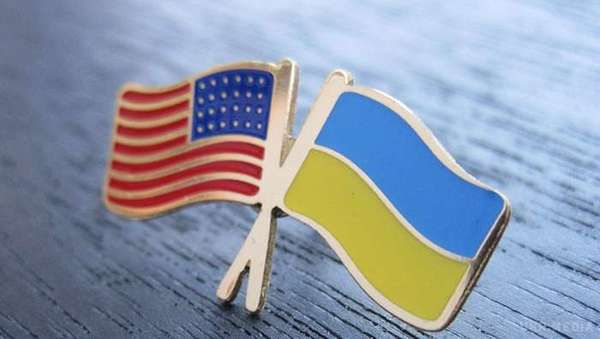 У бюджет США на 2018 рік заклали кошти на летальну зброю для України. Проектом бюджету США на наступний рік для фінансування різних програм допомоги Україні передбачена сума у розмірі 350 мільйонів доларів. 