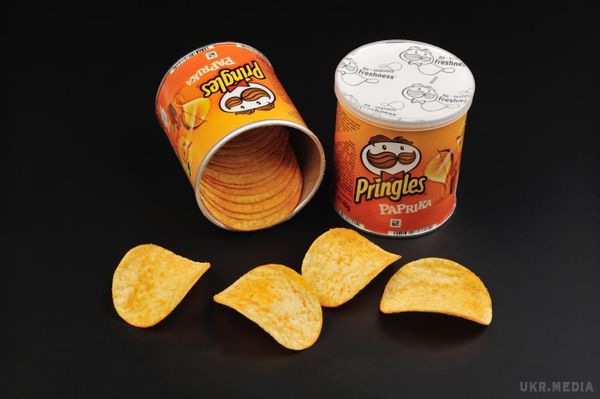 Ось як насправді роблять всіма улюблені чіпси! (відео). В дитинстві мене завжди мучило питання... чому чіпси Pringles однаковою ідеальної форми? 