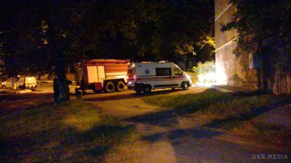 Під Києвом, у Вишгороді, стався потужний вибух в квартирі, є жертви. Страшний нічний жах під Києвом у Вишгороді.