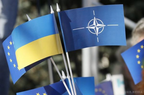 Рада включила до порядку денного законопроект про членство України в НАТО. Депутати включили до порядку денного сесії законопроект про необхідність закріплення членства України в НАТО.