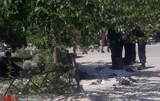 Стрілянина в парламенті Тегерана: ЗМІ повідомили про сім жертв. Під час стрілянини в парламенті Ірану загинули сім людей, повідомляє агентство Tasnim з посиланням на свої джерела