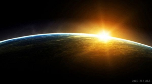 Через 1,5 млрд років Сонце знищить все живе на Землі. Група американських дослідників з Університету штату Колорадо визначила, коли Сонце остаточно зробить життя на поверхні Землі неможливою.